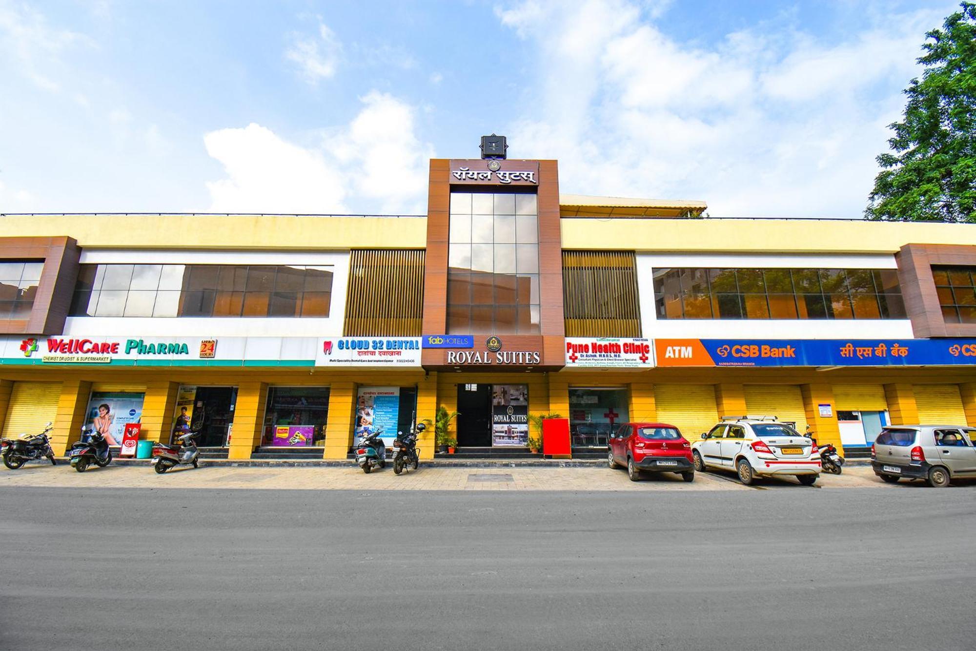 Fabhotel Royal Suits - Nr Mahadji Shinde Chhatri Pune Extérieur photo