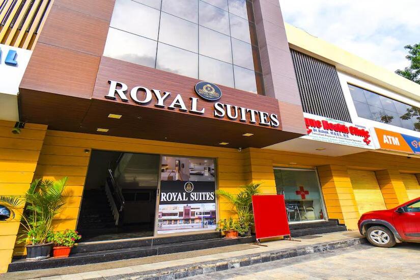 Fabhotel Royal Suits - Nr Mahadji Shinde Chhatri Pune Extérieur photo